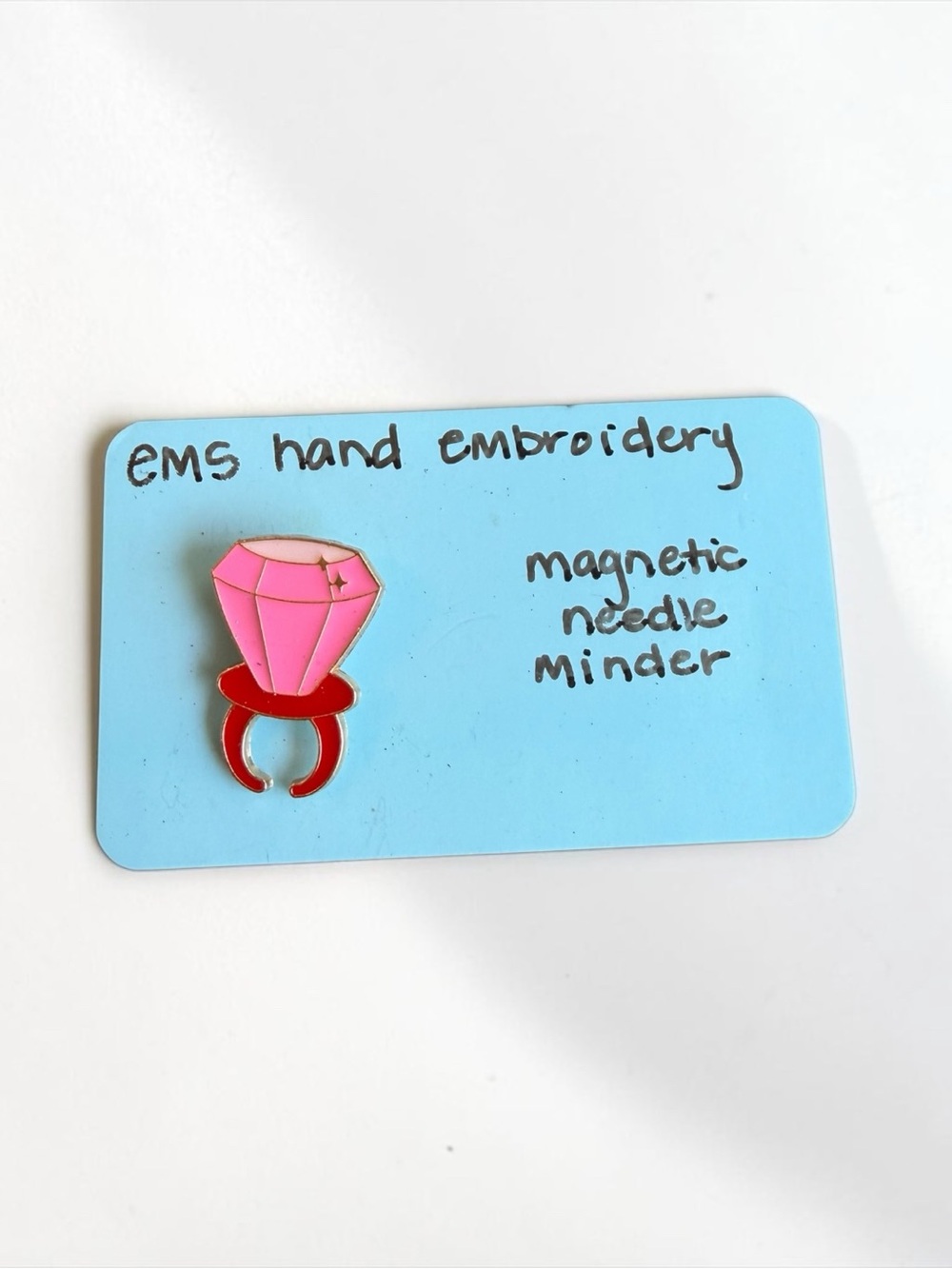 Ring Pop Magnetic Needle Minder